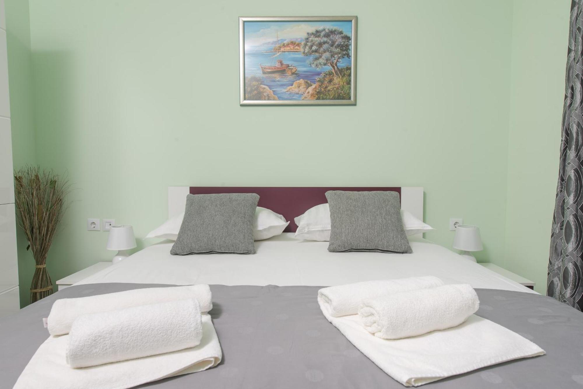 Villa Barbara-Kastela With Heated Pool Exterior photo