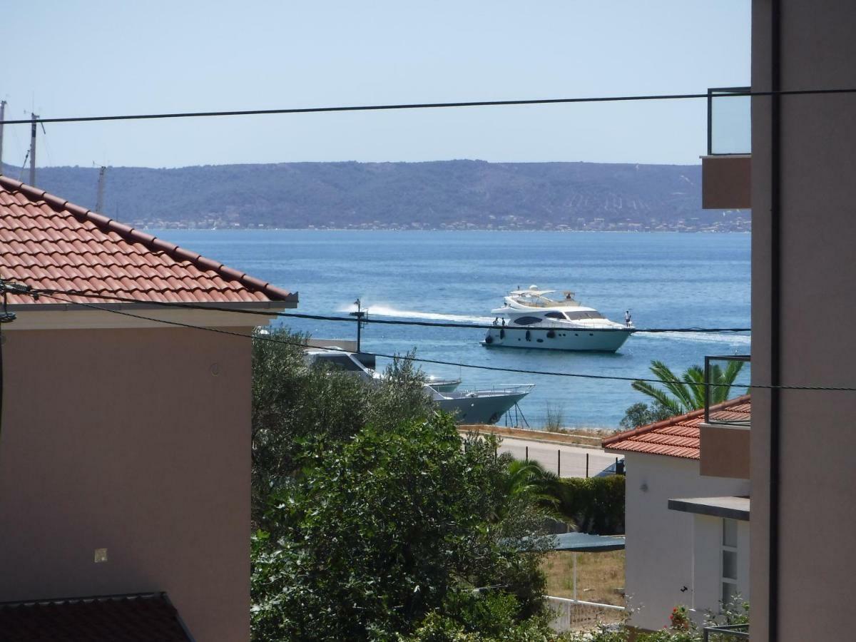 Villa Barbara-Kastela With Heated Pool Exterior photo